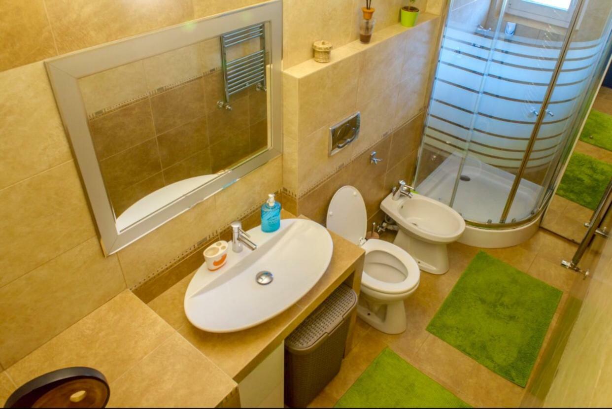 Zuzu'S Home Rîşnov Eksteriør billede
